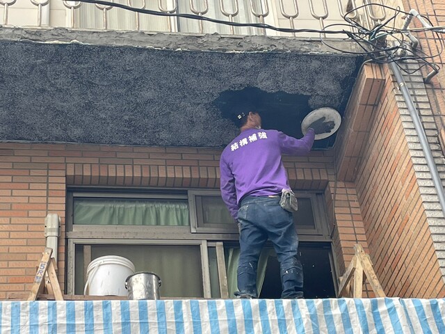 七厘石撒佈